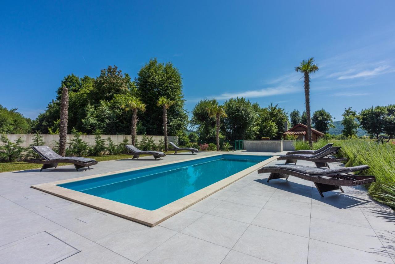 Villa Palma With Heated Private Pool Podhum Dış mekan fotoğraf
