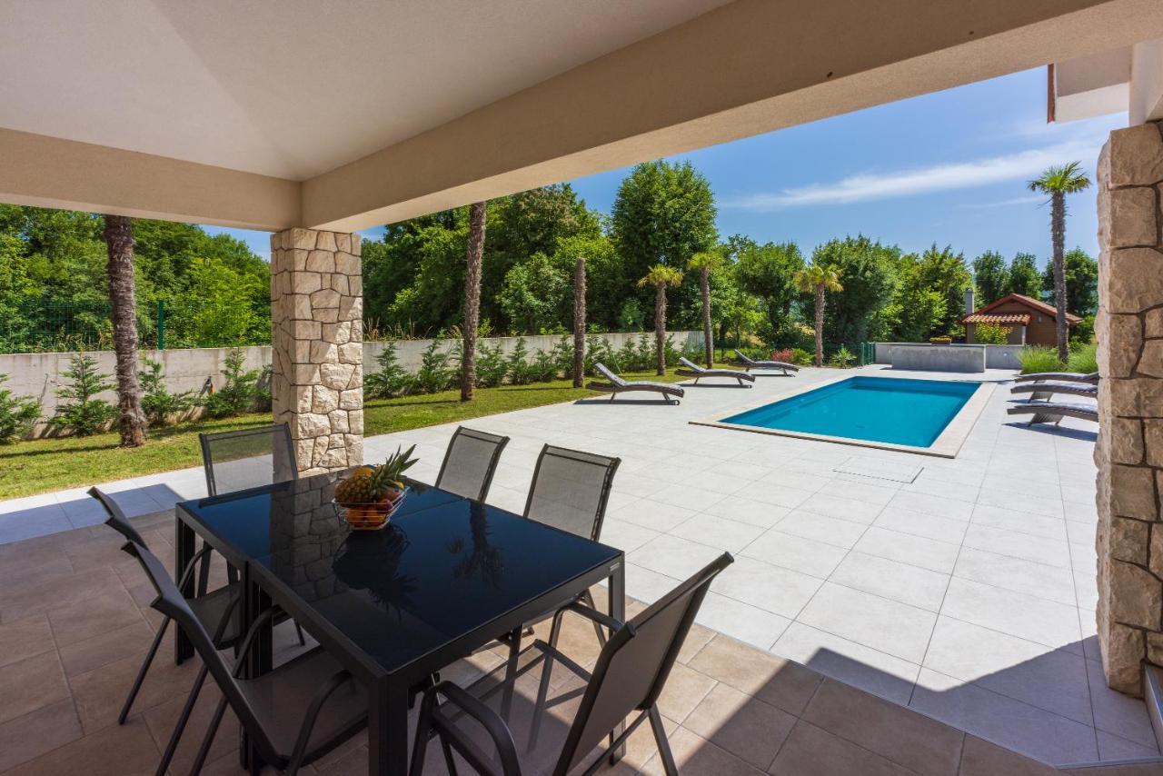 Villa Palma With Heated Private Pool Podhum Dış mekan fotoğraf